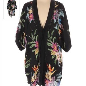 Kona Sol Kimono